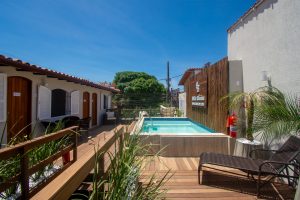 Apartamentos em Búzios com cozinha equipada para sua estadia